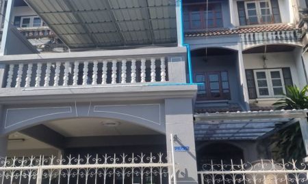 ขายทาวน์เฮาส์ - ขายทาวน์เฮ้าส์ 3 ชั้น ซอยชักพระ 10 ตลิ่งชัน บ้านสวย ทาสีปูกระเบื้องให้ใหม่ทั้งหลัง ใกล้เซ็นทรัล ปิ่นเกล้า