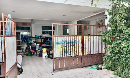 ขายทาวน์เฮาส์ - ขายทาวน์เฮ้าส์ 2 ชั้น หมู่บ้านไทยสมบูรณ์ 3 ห้องมุม เนื้อที่ 37.2 ตารางวา 3 ห้องนอน ตำบลคลองสาม อำเภอคลองหลวง จังหวัดปทุมธานี