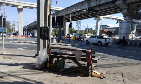 อาคารพาณิชย์ / สำนักงาน - ขายและให้เช่าตึกแถว สี่แยกอุดมสุข ประเวศ Rent Shophouse 4.5 storey main road bts Yellow Line