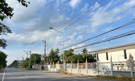 ขายที่ดิน - ที่ดินเขตเทศบาลอำเภอหนองเสือ หลังการไฟฟ้าหนองเสือ คลอง 10 หนองเสือ ปทุมธานี แบ่งขายไร่ละ 1.35 ล้านบาท สถานที่ใกล้เคียงที่ดินอำเภอหนองเสือ หลังการไฟฟhk