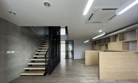 ให้เช่าอาคารพาณิชย์ / สำนักงาน - ให้เช่าสำนักงาน 4.5 ชั้น 380 ตารางเมตร 4 ห้องน้ำ Nirvana @WORK ลาดพร้าว เกษตรนวมินทร์ ติดโรงเรียนเลิศหล้า