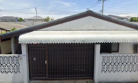 ให้เช่าบ้าน - บางนา-ตราด49-55 เปิดซิง! บ้านใหม่ แอร์ใหม่ 3ตัว 50 ตรว. 200 ตรม. จอดรถ3คัน สนามบินสุวรรณภูมิ เมกาบางนา โลตัสบางนา ขนาดใหญ่ เพียง 900ม.