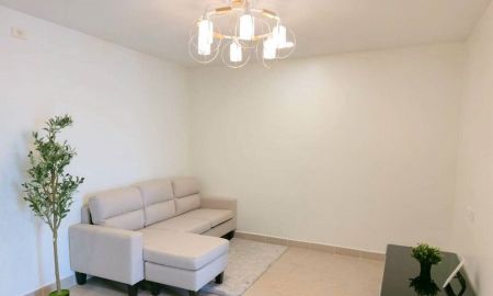 ขายคอนโด - คอนโด เมโทร ปาร์ค สาทร เฟส 1 รีโนเวทแต่งใหม่ 42.42 ตรม 1 นอน 1 ครัว ชั้น7 วิวโล่ง เฟอร์บิ้วท์อิน