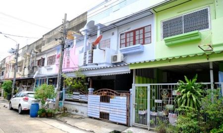 ขายทาวน์เฮาส์ - ขายทาวน์เฮ้าส์ 2 ชั้น 18 ตารางวา ม.ณัฐกานต์ เพชรเกษม 112