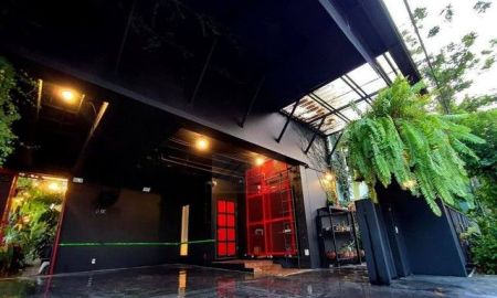 ให้เช่าบ้าน - ให้เช่่าบ้านเดี่ยว 2 ชั้น 65 ตรว. 3 ห้องนอน หมู่บ้านโนเบิล จีโอ วัชรพล Noble Geo Watcharapol ใกล้เพลินนารี่ มอลล์ ตลาดถนอมมิตร ** เลี้ยงสัตว์ได้