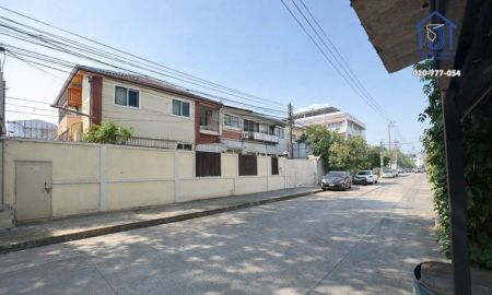 ขายบ้าน - ขายบ้านเดี่ยว 2 ชั้น พร้อมโกดัง 174 ตร.วา ซอยวชิรธรรม 40 สุขุมวิท 101/1 ใกล้รถไฟฟ้าและทางด่วน