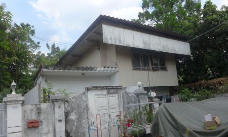 ขายที่ดิน - ขายที่ดินซอย สายลม 2 พร้อมบ้านสองชั้น 1 หลัง แปลงติดพื้นที่สวนสีเขียว