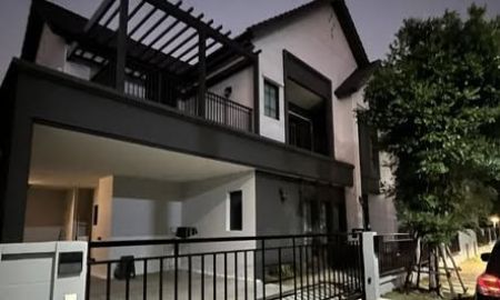 ขายบ้าน - ให้เช่าบ้านเดี่ยว หมู่บ้านเซนโทร บางนา กม 7 เฟส 2 คะ ทำเลดี ใกล้เมกา บางนา รร คอนคอร์เดียน