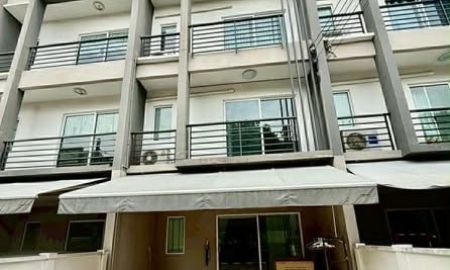 ให้เช่าทาวน์เฮาส์ - ให้เช่าหมู่บ้านกลางเมืองสุขุมวิท 77 ใกล้ BTSอ่อนนุช 20วา 3 นอน 3ห้องน้ำ แอร์ เฟอร์ ครบพร้อมอยู่