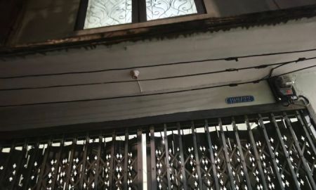 ขายทาวน์เฮาส์ - ขายบ้าน 2 ชั้น ใกล้สามย่าน สี่พระยา ใจกลางกรุงเทพฯ ทำเลทอง ราคาเพียง3.49 ล้าน