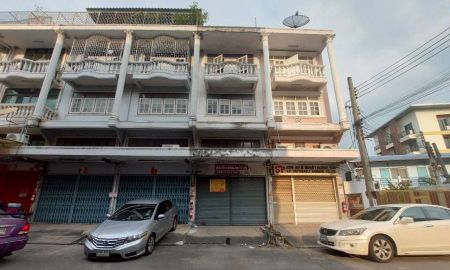 ขายอาคารพาณิชย์ / สำนักงาน - ขายตึก 4 ชั้น ซอยเพชรเกษม42 แยก1 ใกล้สถานีรถไฟฟ้าBTSบางหว้า