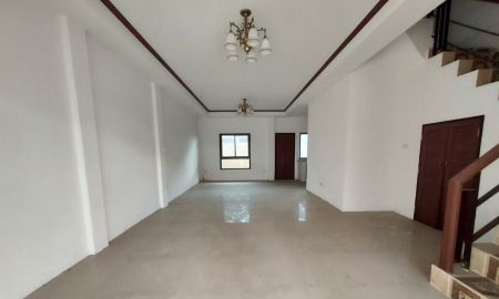 ขายทาวน์เฮาส์ - ขายทาวน์เฮ้าส์ 2 ชั้น หมู่บ้านอิงตะวัน แกรนด์ วิว อำเภอปลวกแดง จังหวัดระยอง