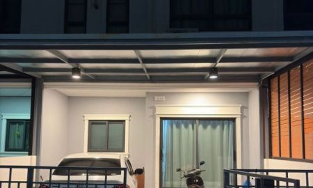 ขายทาวน์เฮาส์ - ขายทาวน์โฮม ใกล้ถนนเส้นหลัก โครงการ มณีรินทร์ มิดทาวน์ หนองมน