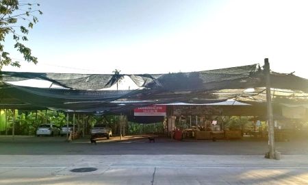 ขายที่ดิน - ขายที่ดินแปลงใหญ่ ติดถนนบางระมาด ใกล้ตลาดคลองลัดมะยม เหมาะพัฒนาโครงการที่อยู่อาศัยและเชิงพาณิชย์