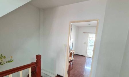 ขายทาวน์เฮาส์ - ขายถูกมาก!! ทาวน์โฮม 3 ชั้น มบ.สวนนนท์วิลล์ ท่าอิฐ นนทบุรี อยู่โซนค้าขายหน้าโครงการ ใกล้รถไฟฟ้า บิ๊กซีท่าอิฐ