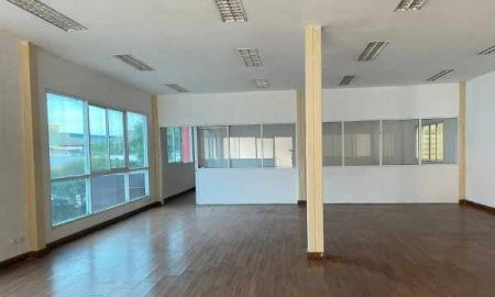 ให้เช่าโรงงาน / โกดัง - ให้เช่าโรงงานโกดังพร้อมออฟฟิศ 1,200 ตรม. ขอโรงงาน รง. 4 ได้ ย่านบางพลี สมุทรปราการ