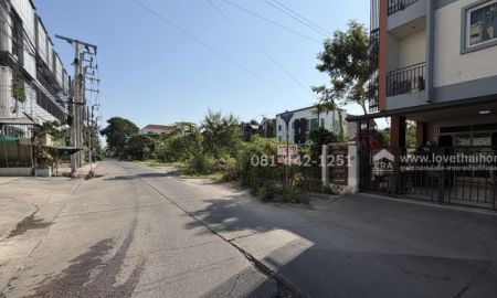 ขายที่ดิน - ขายที่ดิน ซอยพัฒนาการ69 แยก2-1 พื้นที่ 50 ตรว. ขาย 2.8 ล้านบาท ทำเลใกล้พัฒนาการตัดใหม่ ใกล้รถไฟฟ้าสายสีเหลือง สถานีพัฒนาการ