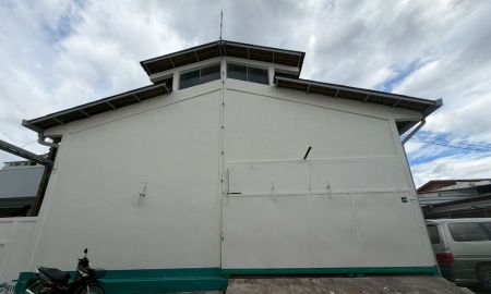 ให้เช่าโรงงาน / โกดัง - โกดังให้เช่า 1 ชั้น 225 ตร.ม. นนทบุรี แคราย ซอยเรวดี เดินทางสะดวก ทำเลดี ราคาถูก