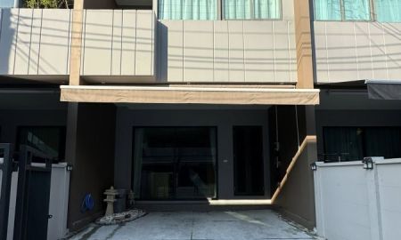 ให้เช่าทาวน์เฮาส์ - ปล่อยเช่าทาวน์โฮม 3 ชั้น บ้านกลางเมือง พระราม 9 กรุงเทพกรีฑา