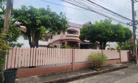 ขายบ้าน - ขายบ้านแฝด 2 ชั้น โครงการซื่อตรง รัตนาธิเบศร์ ไทรม้า บ้านเปล่าสภาพดี พร้อมให้เจ้าของใหม่ตกแต่งหรือรีโนเวทต่อได้ตามสไตล์