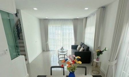 ให้เช่าบ้าน - ให้เช่าบ้านใกล้ อิมพีเรียลเวิลด์สำโรง และ โรงเรียนนานาชาติเซนต์แอนดรูว์ส โกลเด้น นีโอ สุขุมวิท - ลาซาล ใกล้ BTS สำโรงเพียง สถานี BTS แบริ่ง