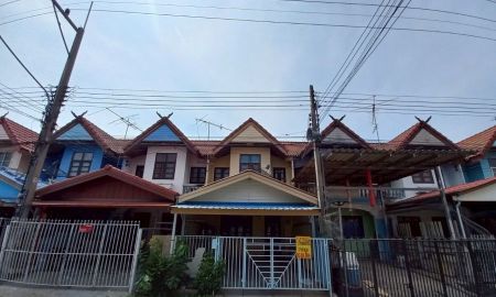 ขายทาวน์เฮาส์ - ขายบ้าน 2 ชั้น หมู่บ้านกานต์การ์เด้นวิลล่า ตำบลหน้าไม้ อำเภอลาดหลุมแก้ว จังหวัดปทุมธานี