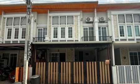 ขายทาวน์เฮาส์ - ขาย ทาวน์โฮม หมู่บ้านโกลเด้นทาวน์ 2 จรัญ ปิ่นเกล้า ขนาด 18 ตรว ราคา 3,199,000 ลบสนใจ @infinitycondo