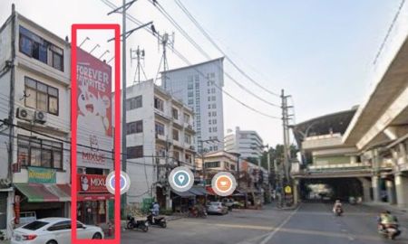 ขายอาคารพาณิชย์ / สำนักงาน - ทำเลทองติดรถไฟฟ้า! ขายอาคารพาณิชย์ 3.5 ชั้น ใกล้ ม.ศรีปทุม เพียงไม่กี่ก้าวถึง BTS บางบัว ลงทุนก็คุ้ม ทำธุรกิจก็รุ่ง!
