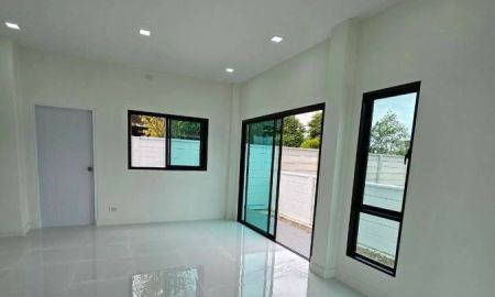 ขายบ้าน - คุ้มกว่านี้ไม่มีอีกแล้ว!! บ้านเดี่ยวและบ้านแฝด อ.เมืองลพบุรี ใกล้ห้าง สถานที่ราชการ รร. รพ.ฯ ส่วนลดของแถมจัดเต็ม