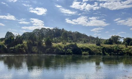 ขายที่ดิน - ขายที่ดิน 299 ตารางวา (พร้อมที่งอก 2 งาน) ติดแม่น้ำนครนายก วิวเขาชัด มีโฉนด