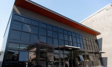 ขายอาคารพาณิชย์ / สำนักงาน - Office + Warehouse 100 ตร.วา 2 ชั้น 332ตร.ม. ที่จอดรถ200 ตร.ม.ใกล้BTSปุณณวิถี สุขุมวิท 101