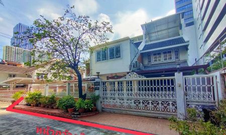 ขายบ้าน - ขายด่วน!! บ้านเดี่ยว 3 ชั้น (รวมดาดฟ้า) หลังมุม 57.5 ตรว. ม.ทวีมิตร ซอย 4 ทำเลทอง ใจกลางเมือง หลังเซ็นทรัลพระราม 9 ใกล้ตึกอสมท. รถไฟฟ้า MRT พระราม 9