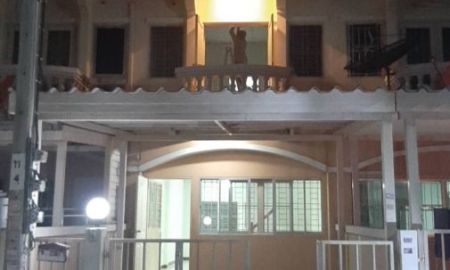 ให้เช่าทาวน์เฮาส์ - ให้เช่าทาวน์เฮ้าส์ 2 ชั้น ราคาเบา ทำเลดี เพชรเกษม