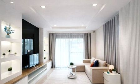 ให้เช่าบ้าน - ให้เช่า] หมู่บ้าน นันทวัน ศรีนครินทร์ / 3 ห้องนอน 4 ห้องน้ำ / 70 ตรว. 200 ตรม. **65,000**