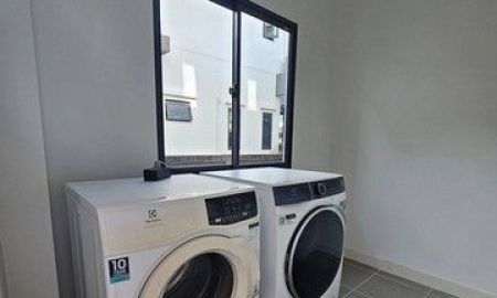 ให้เช่าบ้าน - ให้เช่าบ้านเดี่ยวหลังมุม 4 ห้องนอน 4 ห้องน้ำ H.Cape Serene บางนา-สุขาภิบาล 2 หน้าบ้านหันทิศเหนือ แดดไม่ร้อน รับลมเย็นสบาย