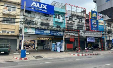 ขายอาคารพาณิชย์ / สำนักงาน - ขายตึกแถว 3 ชั้น 2 คูหา ติดถนนใหญ่รามอินทรา ติดรถไฟฟ้าสายสีชมพู สถานีบางชัน พื้นที่ 48 ตรว. ราคาถูกที่สุดในย่านนั้น เพียงแค่ 8 ล้านบาทเท่านั้น