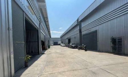 ให้เช่าโรงงาน / โกดัง - ให้เช่าอาคารโกดัง โรงงาน ย่านถนนเทพารักษ์ กม.11 พื้นที่ 300 และ 600 ตรม.