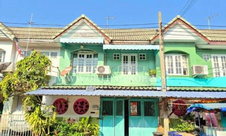 ขายทาวน์เฮาส์ - ทาวน์เฮ้าส์ หมู่บ้านสุชา บางบัวทอง ใกล้กับรถไฟฟ้าสายสีม่วง นนทบุรี