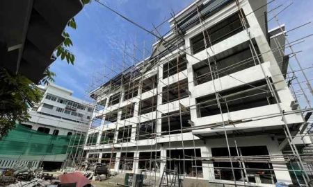 ขายอาคารพาณิชย์ / สำนักงาน - ขายอาคารสำนักงานขนาดใหญ่ ถนนสุขุมวิท 103 (ซอยอุดมสุข 28 30) พื้นที่ใช้สอยรวม 1,800 ตารางเมตร บนที่ดินขนาด 300 ตารางวา