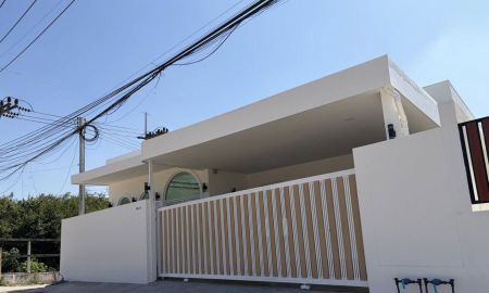 ขายบ้าน - ขายพูลวิลล่าสร้างใหม่พัทยา ห้วยใหญ่ 92 ตรว. 4ห้องนอน 5ห้องน้ำ ใกล้หาดจอมเทียน-7กม. อ.บางละมุง ชลบุรี