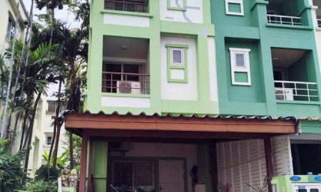 ให้เช่าทาวน์เฮาส์ - ให้เช่าทาวน์เฮาส์ 3 ชั้น แฮปปี้แลนด์แกรนด์วิลล์ 101.*หลังมุม 4นอน 3 น้ำ *ใกล้เซ็นทรัล อีสต์วิลล์