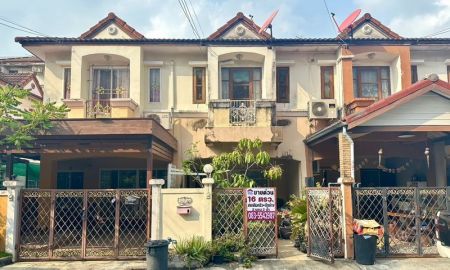 ขายทาวน์เฮาส์ - ขายทาวน์เฮ้าส์ หมู่บ้านเคซี6 ถ.พระยาสุเรนทร์45(คลองสามวา) พื้นที่16ตรว. ถูกกว่านี้มีอีกไหม! ราคาเพียง1.3ล้าน ใกล้ทางด่วนจตุโชติ-วงแหวน(บางนา-บางปะอิน)