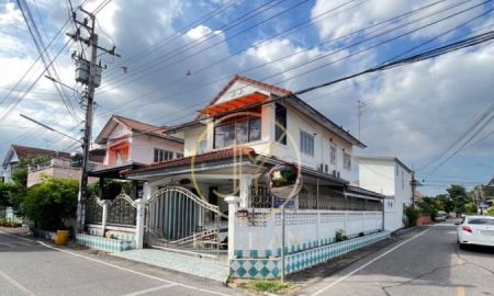 ขายบ้าน - ขายด่วน บ้านแฝด 2 ชั้น หลังมุม หมู่บ้านเกล้ารัตนา-ธนกาญจน์ บางใหญ่ เนื้อที่ 41 ตร.ว