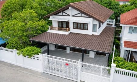 ให้เช่าบ้าน - บ้านเดี่ยวให้เช่า 4นอน 2น้ำ เสนานิคม1 สตรีวิทยา2 BTS เสนานิคม 800 ม. ลาดพร้าว กว้างใหญ่ 90 ตร.วา. 280 ตร.ม. รร.สตรีวิทยา 2 1 กม.