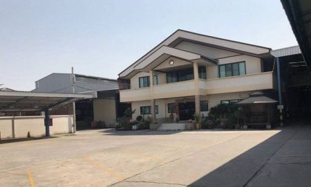 ให้เช่าโรงงาน / โกดัง - ให้เช่าโรงงาน 5,200 ตรม. (3 ไร่กว่า) รับน้ำหนักพื้น 3ตัน/ตรม. มีใบ รง. ซอยบุญมีทรัพย์ เทพารักษ์ .ใกล้นิคมบางปู