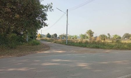 ขายที่ดิน - ขายที่ดิน แม่ทะ หลังเทศบาลนาครัว บ้านหลุก ที่ติดถนน