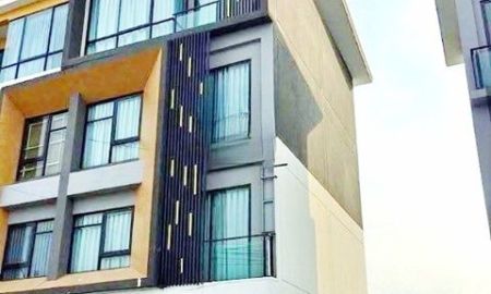 ให้เช่าทาวน์เฮาส์ - 4นอน 4น้ำ สนามบินสุวรรณภูมิ 3 กม. บางนา-ตราด 17 ตร.วา. 270 ตร.ม. บางนา-กิ่งแก้ว โฮมโปร สุวรรณภูมิ 1 กม. ให้เช่าอาคารพาณิชย์ 4ชั้น ฟังก์ชัน