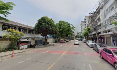 ขายที่ดิน - ขายที่ดินพร้อมสิ่งปลูกสร้าง ถนนเจริญกรุง ใกล้โรงเรียนนานาชาติโชรส์เบอรี