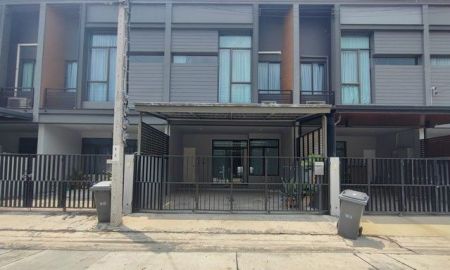 ขายทาวน์เฮาส์ - ขายทาวน์โฮมเวิร์ฟ พระราม9 Verve Rama 9 ถนนเลียบวงแหวนกาญจนาภิเษก