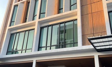 ให้เช่าบ้าน - ให้เช่าบ้าน ดิ ออเธอร์ รัชดา ลาดพร้าว The Author - Ratchada 32 ใช้สอย 227ตรม 3 ห้องนอน4 ห้องน้ำ 2 ที่จอดรถ ห้องนั่งเล่น Double Volume สูง 6.5 เมตร